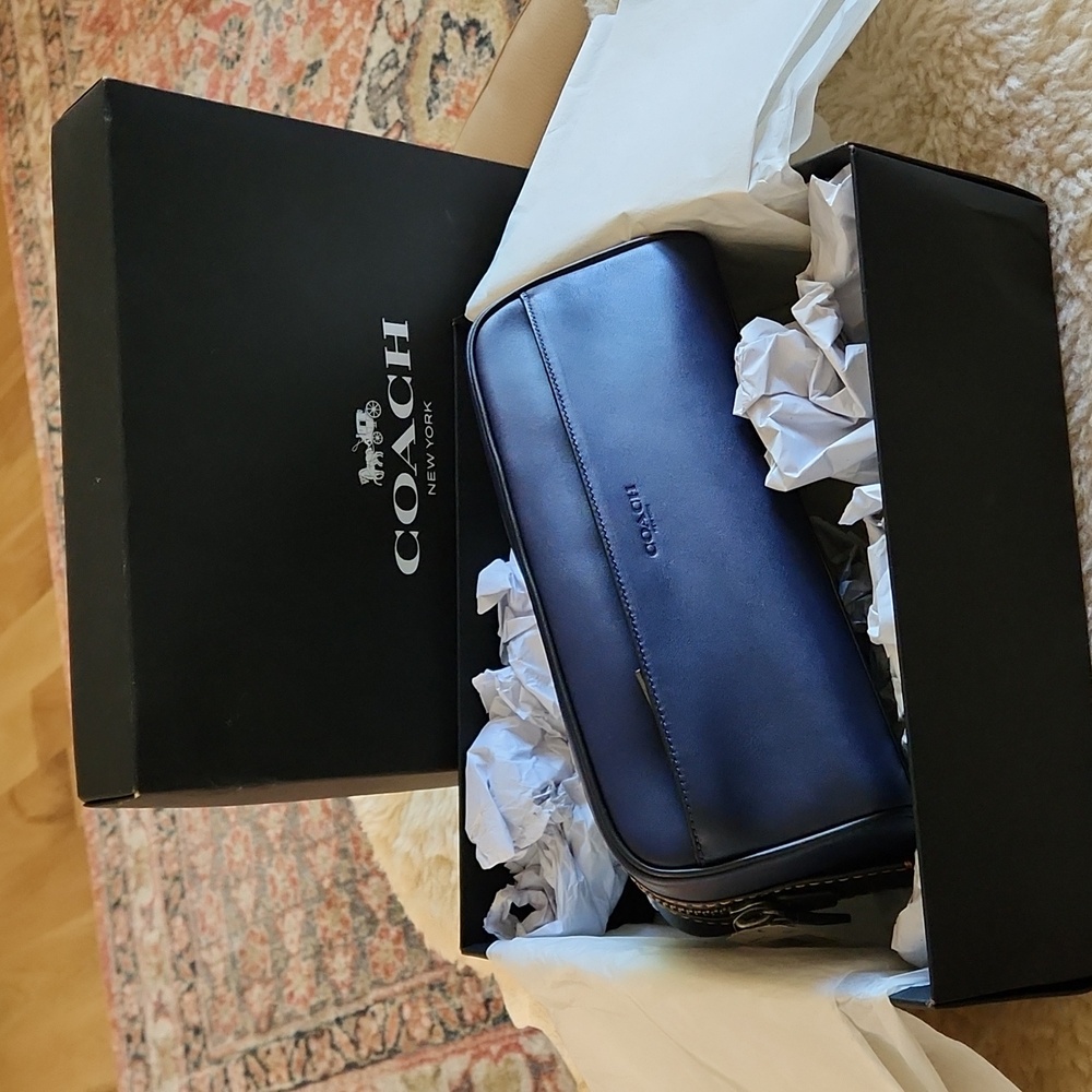NWT IOB Coach Cadet Blue Glove Tanned Leather Men's Overnight Shave Kit 🖤🪒💙